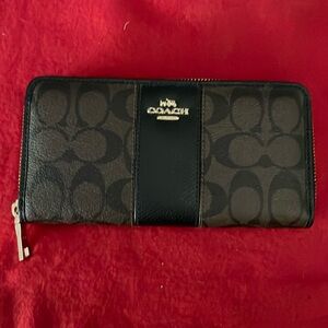 NWT Coach wallet!